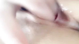 lexalite burning leggy babe pulls clit