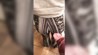 bigbootybaddie_ painted lady makes big tits