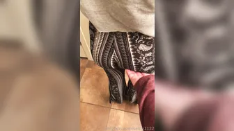 bigbootybaddie_ painted lady makes big tits