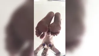 ashleyfancyfetish_ cute slut caresses the vagina with fingers