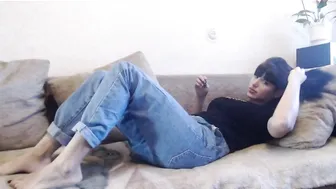 baby123lilu cute slut jerks her pussy on people