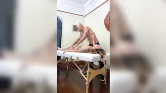 wydesyd beautiful chick takes off her underwear