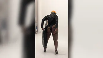 victoria may89cakes bitch in stockings tightly hammering herself with a bottle