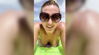 victoria may89 cute slut jerking shaved cunt