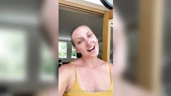 victoria may89 Pretty brunette