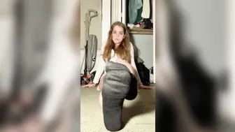 valeriewhitebb cute bitch shows off her gorgeous body