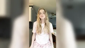 valeriewhitebb beautiful schoolgirl fucks juicy pussy