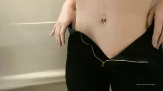 theemilylynne cute confused jerks off