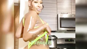 tsparrisxx mature blonde masturbating vagina