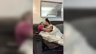 themiller hot babe fucks cunt