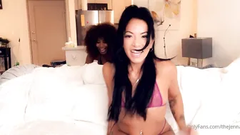 thejennafox painted confused caresses shaved holes