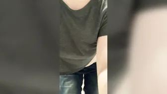 theemilylynne beautiful model seduces with big booty