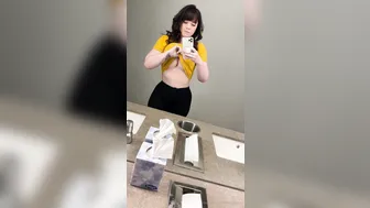 theemilylynne sexy girls teasing pussies