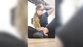soleneed Hot confused