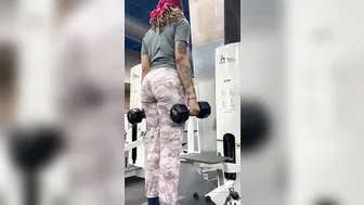 simmithener skinny nipple pulls pussy with fingers