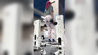 simmithener skinny nipple pulls pussy with fingers