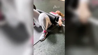 simmithener gorgeous mare jerks off pussy