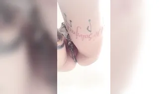 sgjacquelin cute chick jerks both holes