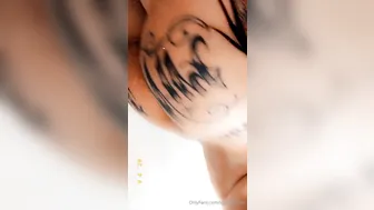 sgjacquelin busty bitch jerking her pussy with phallus