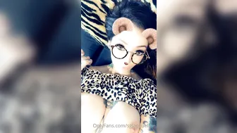 sgjacquelin busty young lady caresses shaved cunt