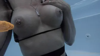 scarletchas busty latina masturbates with a pussy