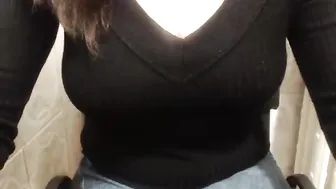 sexxyfoxxy4you crazy bitch hard fingering both holes