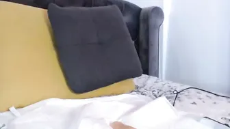 _jessy_x charming trash pulls pussy