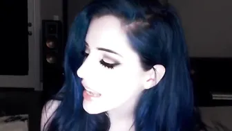 kati3kat hot pussy pushes vagina