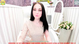 shyalisa blonde slut caresses sex lips