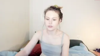 strawberry141 luxurious lady fuck both holes