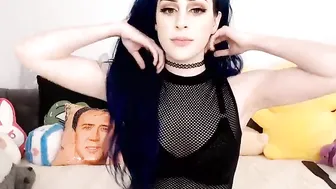kati3kat adult skin masturbates with fingers