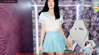 rosemary_coy black haired babe puts big tits