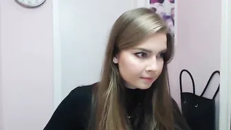 jane_skyy Chick in stockings Nastya caresses pussy lips