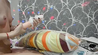 sweet_ponyy exquisite bitch indulges with a toy