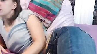 makemescreamm Juicy brunette fucks both holes hard