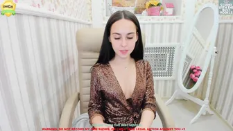 shyalisa cute posing in fries