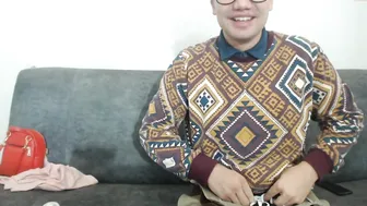 go_to_the_moon gets an orgasm