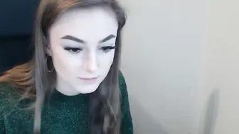 janetta_s sexy lady fucks shaved holes