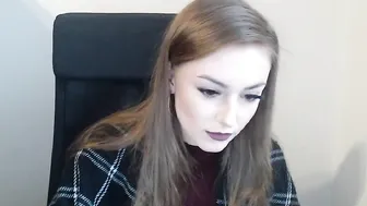 janetta_s relaxed yoke luxuriously work with pussy