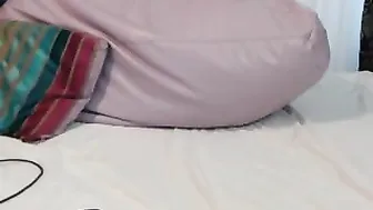 makemescreamm jerking whore on the background of new york