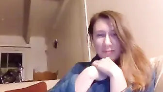 makeme110789 fat woman punishes clit