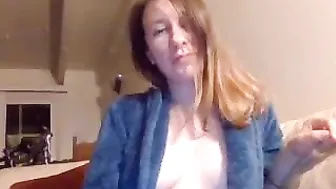 makeme110789 fat woman punishes clit