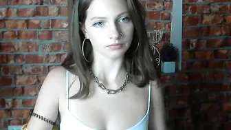 marry_jes whore charms with its shapes