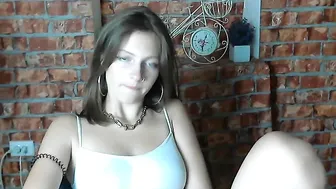 marry_jes whore charms with its shapes