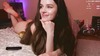 full_of_fire Curly chick