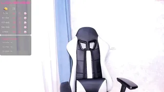 haisury fucks herself in front of the webcam