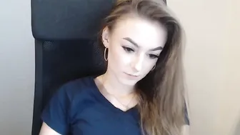 janetta_s gorgeous girls dance completely naked