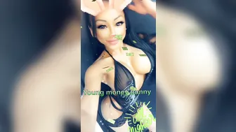 cjmiles onlyfans lustful bitch demonstrates shaved holes