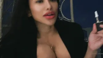 cjmiles onlyfans hot babe fucks shaved holes