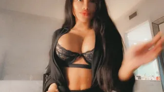 cjmiles onlyfans hot babe fucks shaved holes